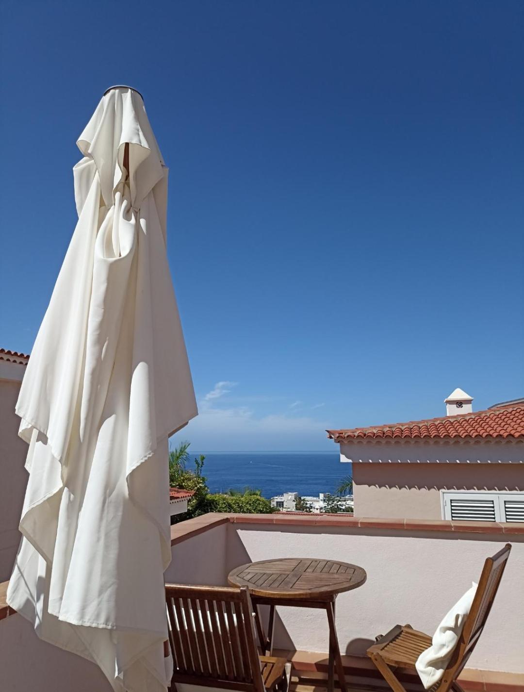 Arena Lodge - Los Gigantes ปัวร์โตเดซานตีอาโก ภายนอก รูปภาพ